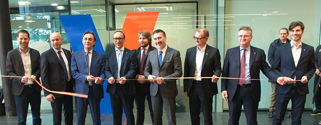 Una fase dell'inaugurazione della filiale di Padova est di Volksbank