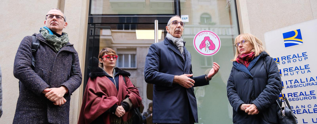 L'inaugurazione del "Punto Viola" di Torino, via Santa Maria 11